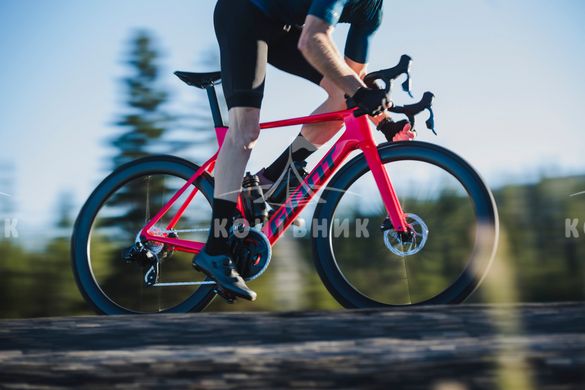 Шосейний велосипед Giant Propel Advanced Pro 1 мат карбон M